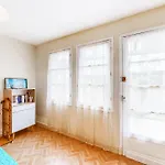 1 Bedroom In Vakantiehuis Royan