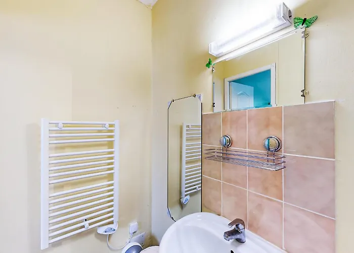 بيت للعطل 1 Bedroom Beautiful In رويا