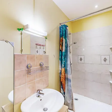 Сasa de vacaciones 1 Bedroom Lovely Home In Royan *
