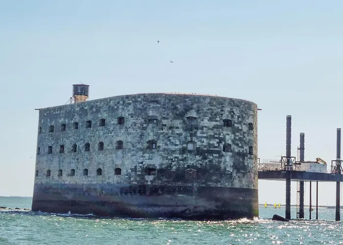 1 Bedroom Beautiful In Casa de Férias *